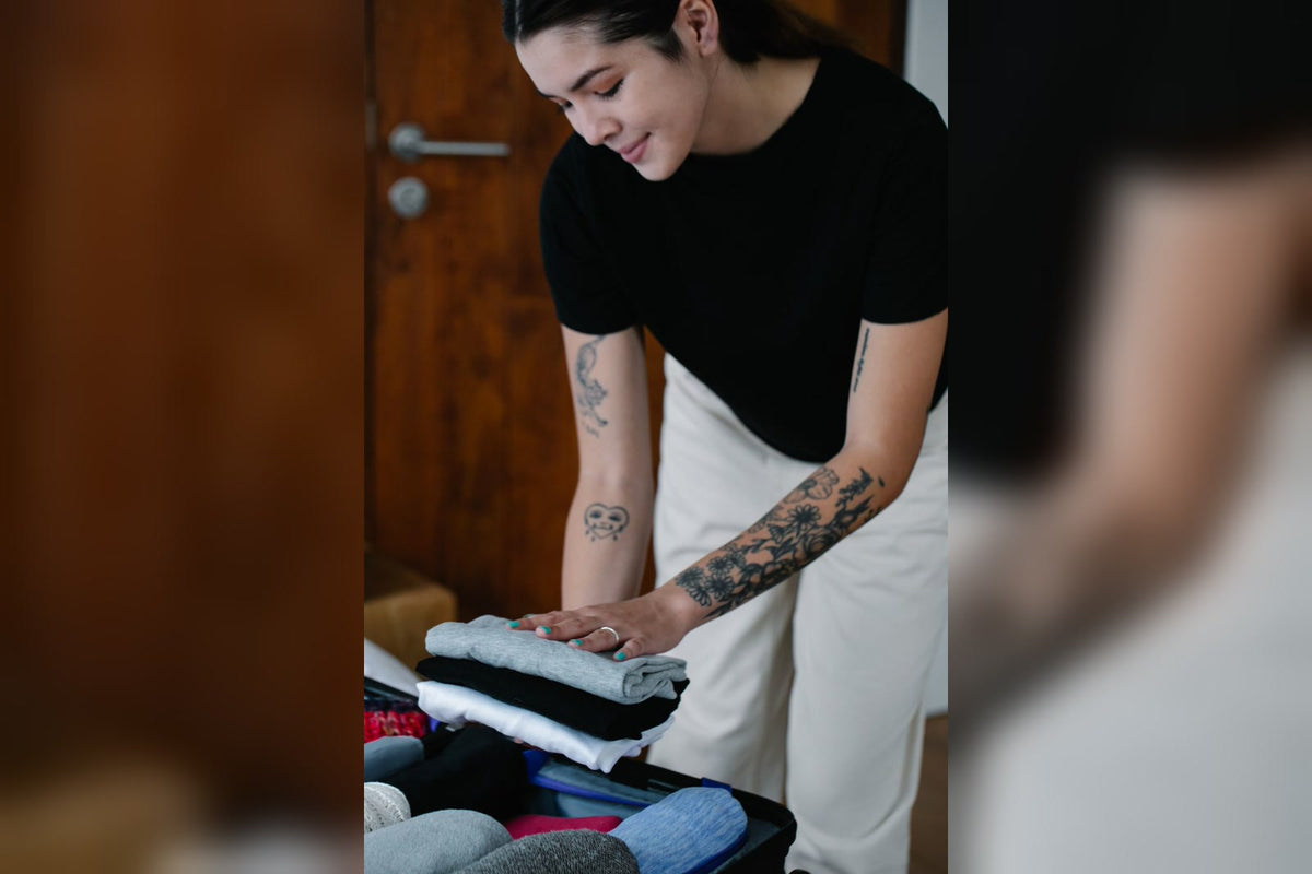 Do thongs show under white pants?